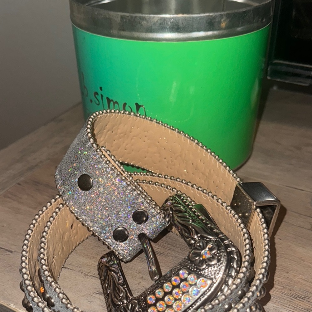 Bb Simon belt